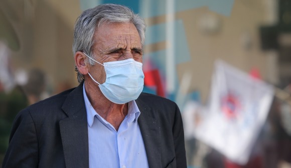 PCP quer mais verbas para bombeiros e diz que grandes empresas "comeram parte de leão" do `layoff´