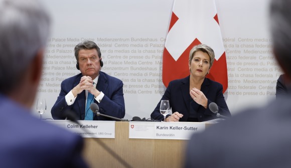 Liquidação do Credit Suisse teria causado consideráveis prejuízos económicos - ministra suíça