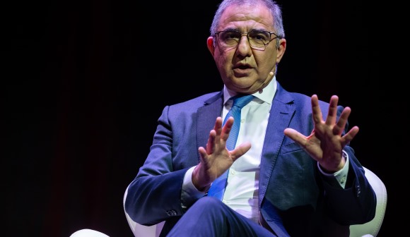 Bolieiro defende plataformas logísticas com Cabo Verde