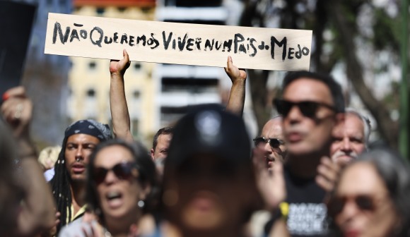 Centenas juntam-se em Lisboa para condenar racismo e violência