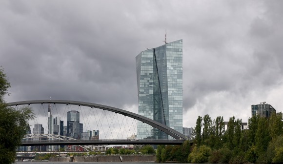 BCE volta a pedir aos bancos informações sobre exposição a empréstimos privados