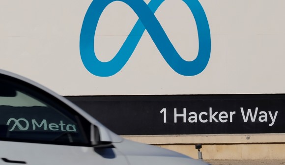 Meta compra empresa norte-americana que desenvolveu pendente ligado à IA