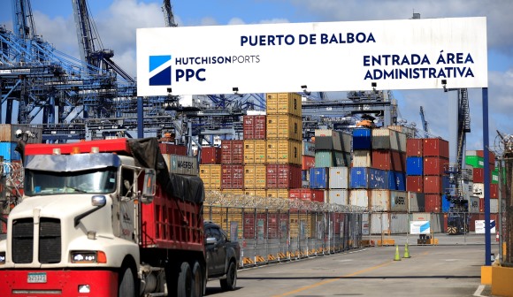 Operadora de Hong Kong anuncia arbitragem contra Panamá por anular concessão portuária