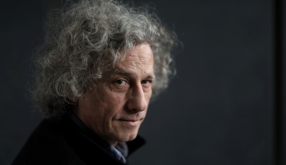 Gabriel Gomes estreia-se a solo após mais de 40 anos de carreira dedicados ao acordeão