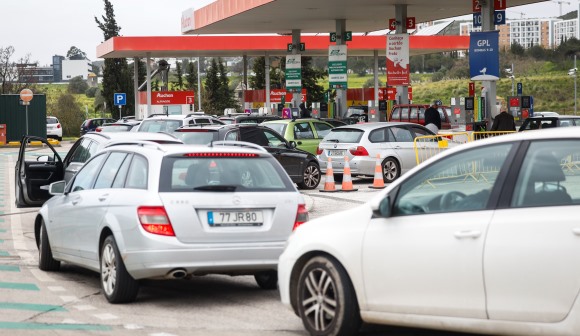 Gasóleo sobe 9 cêntimos e gasolina 4 cêntimos na próxima semana