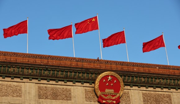 Pequim ameaça UE com retaliação por incluir empresas chinesas em sanções à Rússia