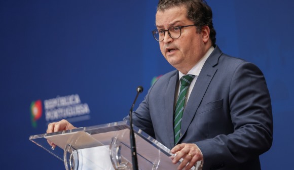 Governo esclarece que imóveis vendidos pelo Estado superaram em 21,9% o valor base