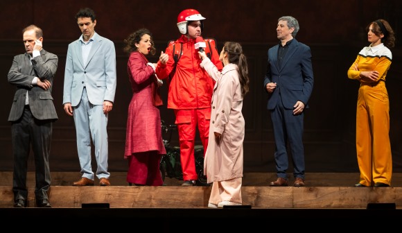 "Sr. Engenheiro", um musical que vai das Beiras ao tribunal "até à prescrição final"