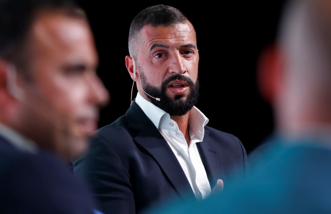 Simão Sabrosa é o novo diretor técnico do futebol profissional do Benfica