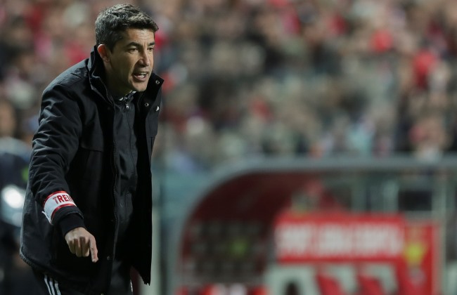 Bruno Lage quer equipa do Benfica a sentir adeptos presentes “de coração” na Luz