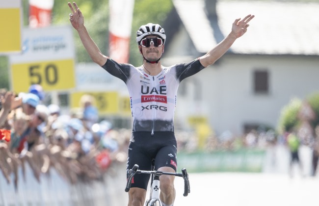 João Almeida vence quarta etapa da Volta à Suíça