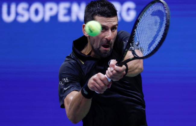 Novak Djokovic na segunda ronda do US Open após bater norte-americano Learner Tien