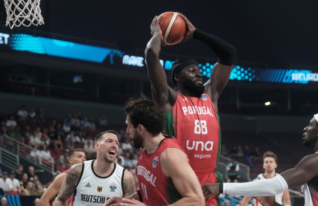 Seleção portuguesa de basquetebol sobe nove lugares no ranking FIBA para 47.º