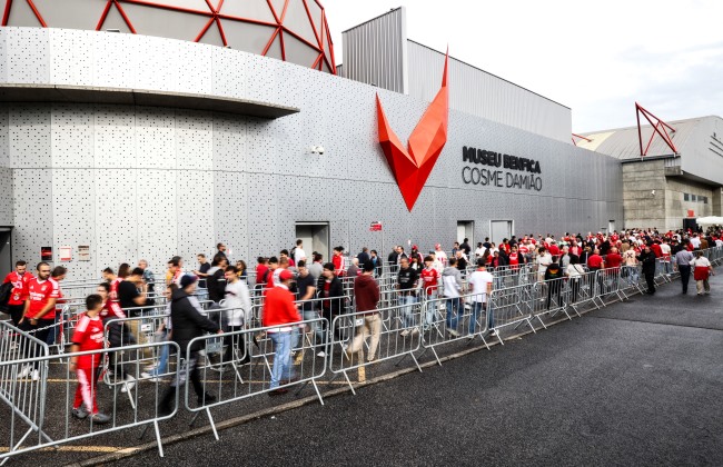 Benfica promete 30 minutos de tempo máximo de espera para votar nas eleições