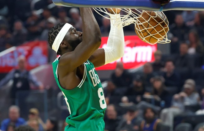 Queta assina ‘duplo-duplo’ pelos Celtics no regresso de Tatum à competição