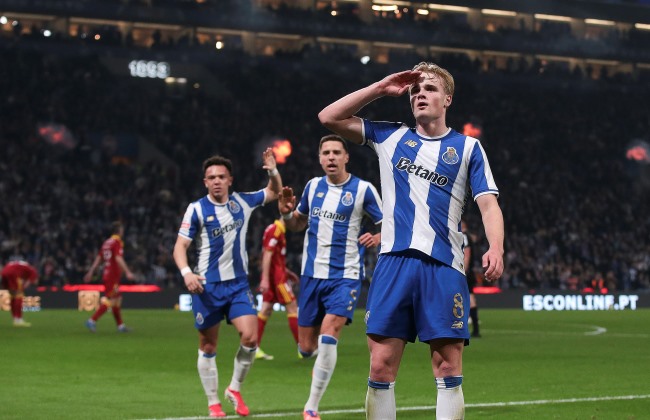 FC Porto vence Rio Ave com golo de Froholdt e segura vantagem na I Liga