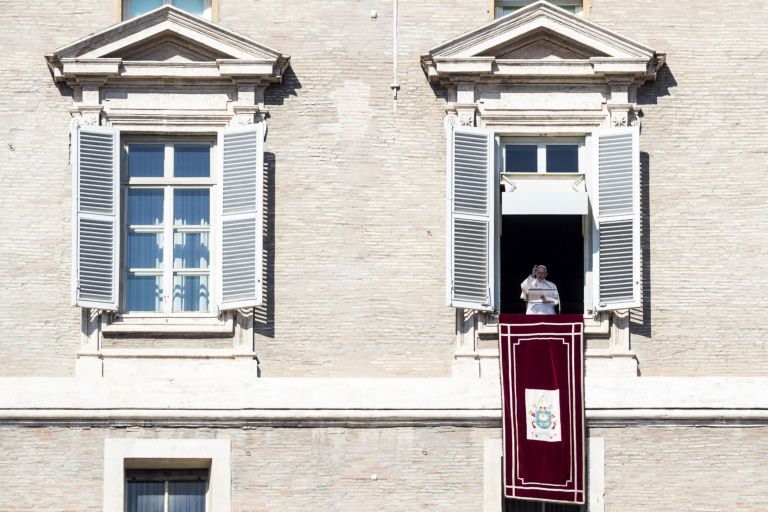 Vaticano debate a partir de hoje escândalo de abusos a crianças que abalou a Igreja